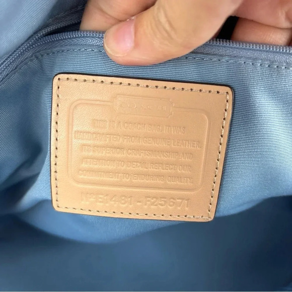 Coach Peyton Teal Navy Leather Bag Style No: F 25671 W/Removable Crossbody Strap - Picture 7 of 9